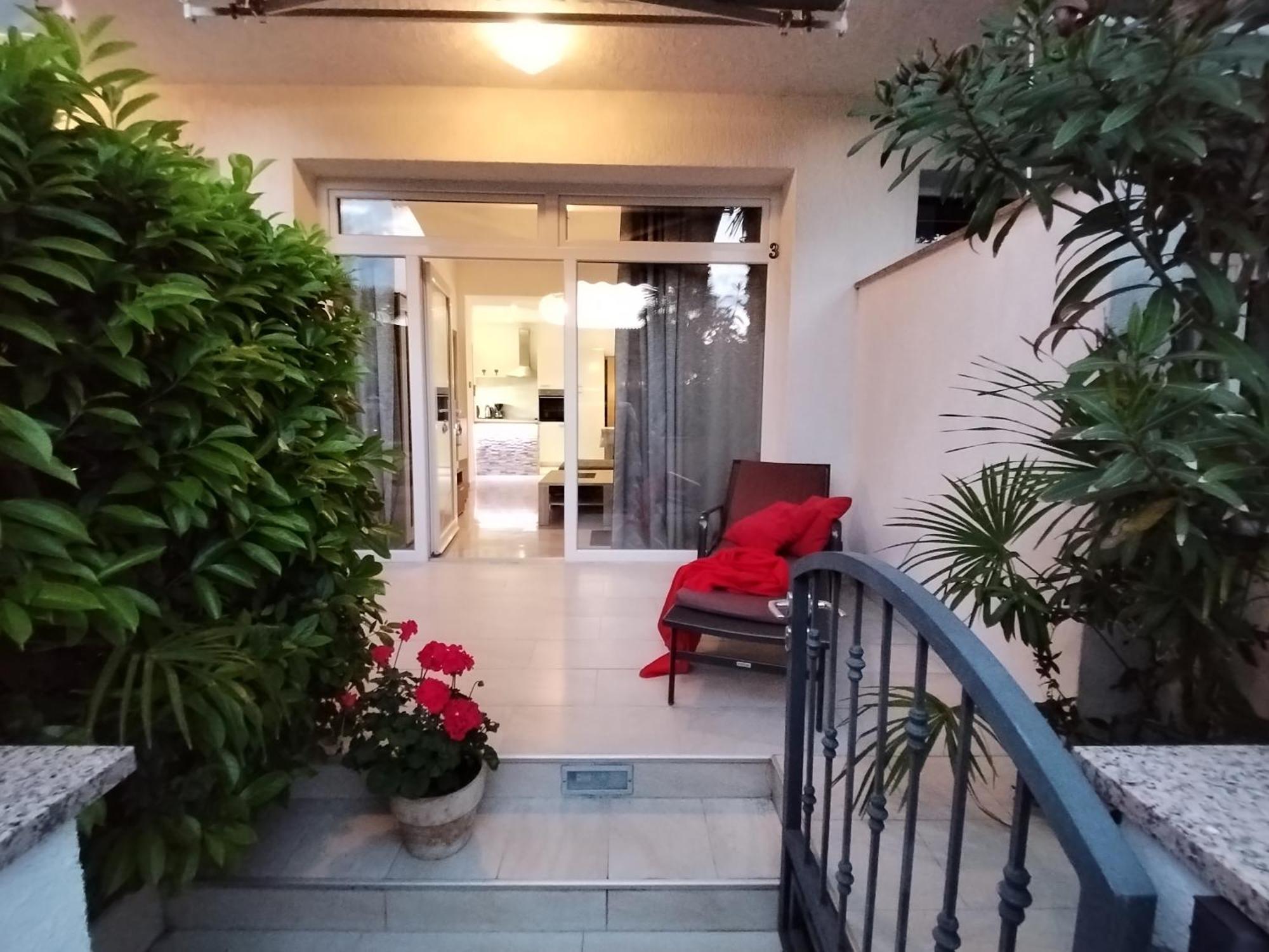 Apartments Antonija Malinska Extérieur photo