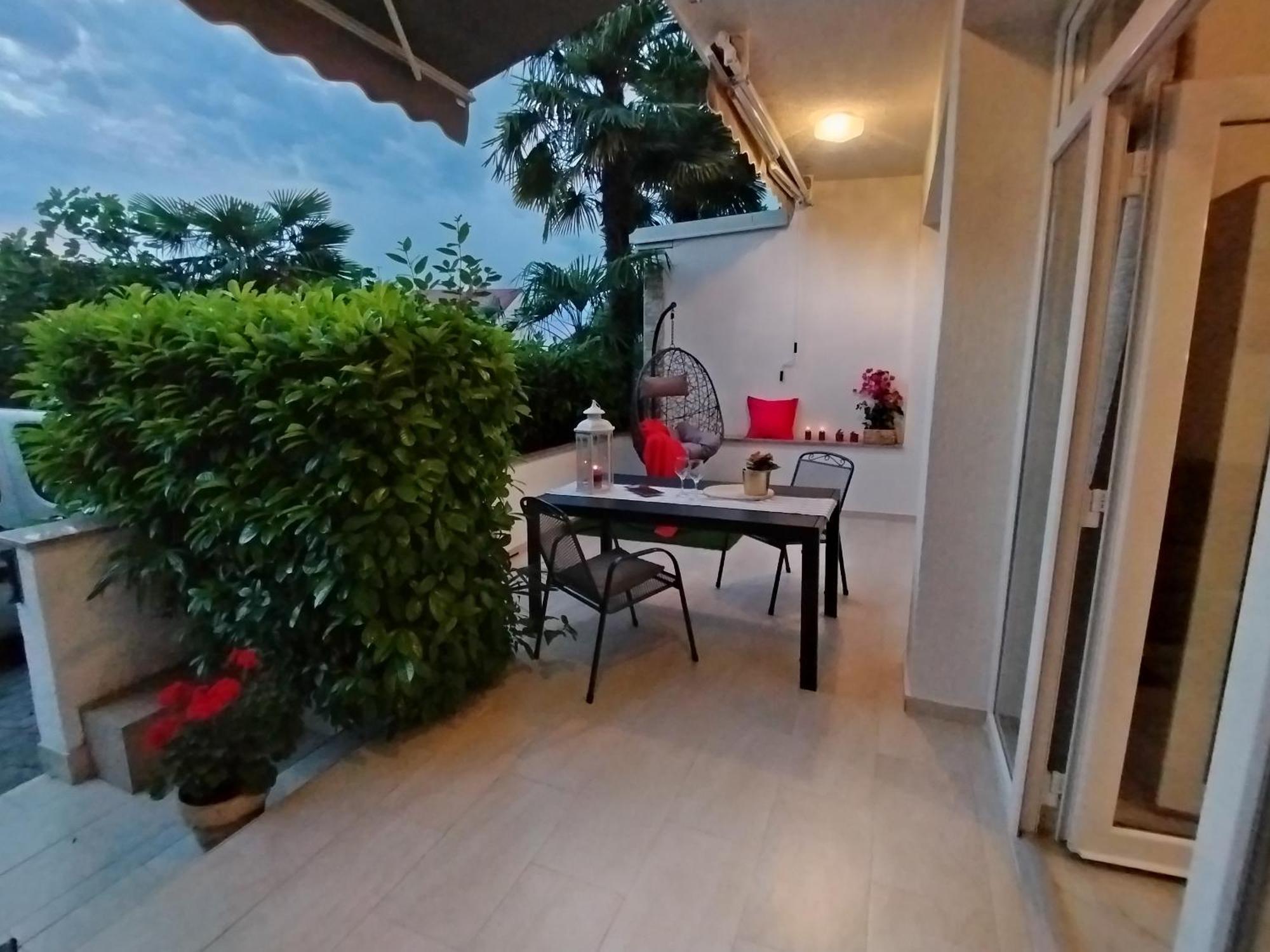 Apartments Antonija Malinska Extérieur photo